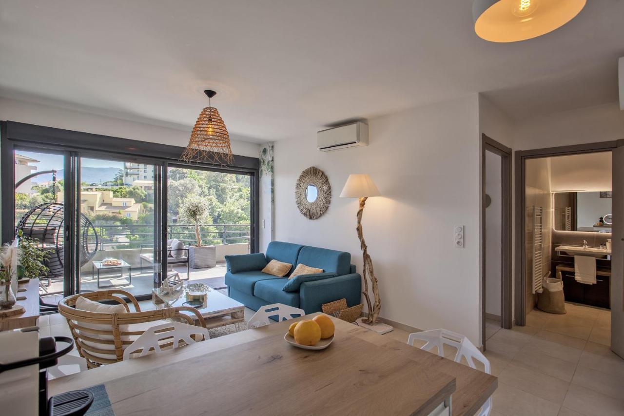 Playa Marina Apartment Coventry Exterior foto